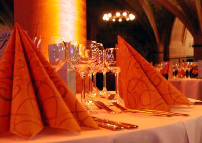 Gedeckter Tisch Weihnachtsmenü